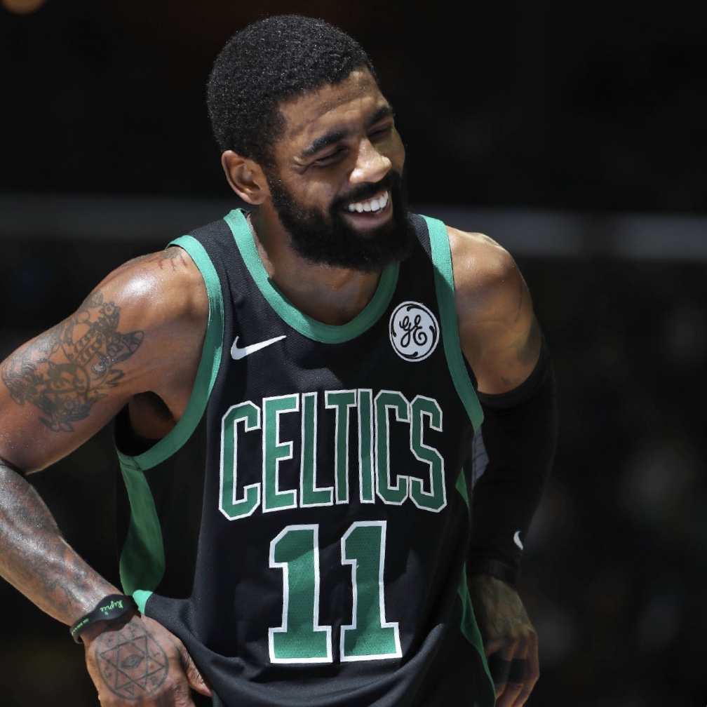 金年会官方网站-迈阿密热火内部会议纪要流出：集结日队长鼓劲，NBA季后赛使命明确，医务组通报恢复